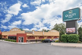 Quality Inn Conference Center Logansport