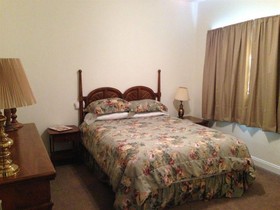 Pleasant Grove Farm