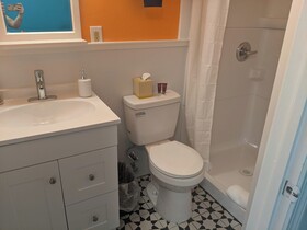 Riverboat Inn & Suites