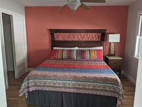 Riverboat Inn & Suites