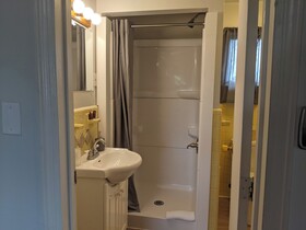Riverboat Inn & Suites