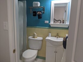 Riverboat Inn & Suites