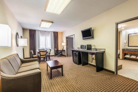 Comfort Suites