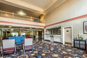Comfort Suites