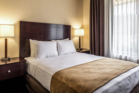 Comfort Suites