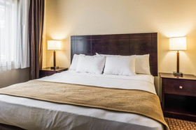 Comfort Suites