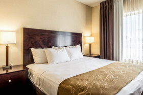 Comfort Suites