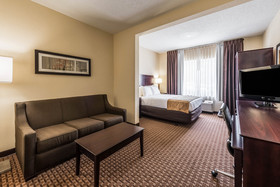 Comfort Suites