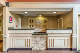 Comfort Suites