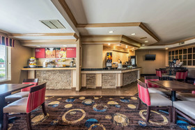 Comfort Suites