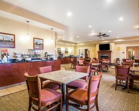 Comfort Suites