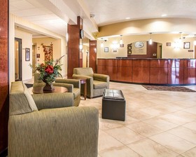 Comfort Suites