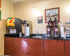 Comfort Suites