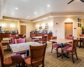 Comfort Suites
