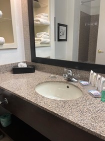 Country Inn & Suites by Radisson, Merrillville, IN