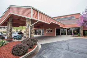 Howard Johnson by Wyndham Merrillville
