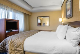 Howard Johnson by Wyndham Merrillville