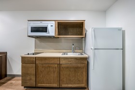 Woodspring Suites Merrillville