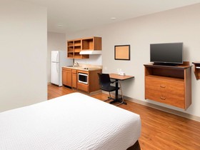 Woodspring Suites Merrillville