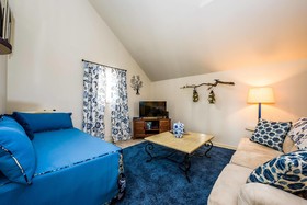 Blue Jay Manor