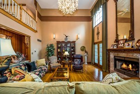 Blue Jay Manor