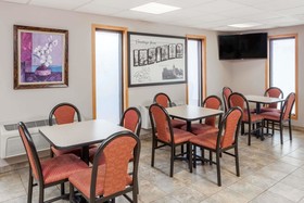 Super 8 by Wyndham Michigan City