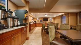 Best Western Plus Mishawaka Inn