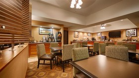 Best Western Plus Mishawaka Inn