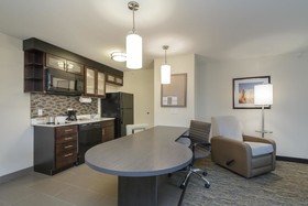Candlewood Suites Mishawaka North