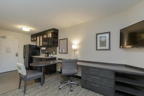 Candlewood Suites Mishawaka North