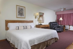Four Seasons Motel