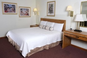 Four Seasons Motel