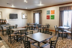 Comfort Inn & Suites