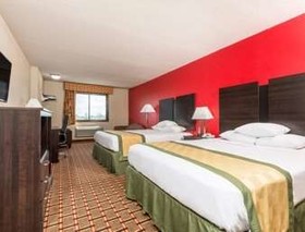 Days Inn by Wyndham Muncie -Ball State University
