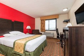 Days Inn by Wyndham Muncie -Ball State University