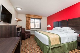 Days Inn by Wyndham Muncie -Ball State University