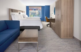 Holiday Inn Express And Suites Muncie Northwest By Ihg