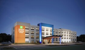 Holiday Inn Express And Suites Muncie Northwest By Ihg