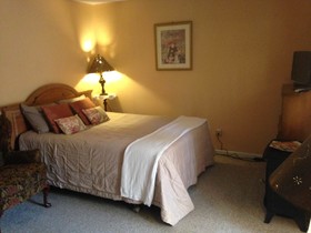 Always Inn Brown County Bed & Breakfast
