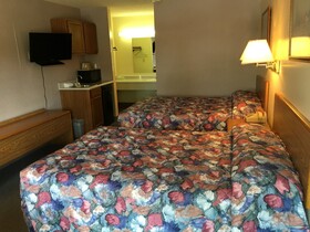 Salt Creek Inn