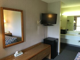 Salt Creek Inn