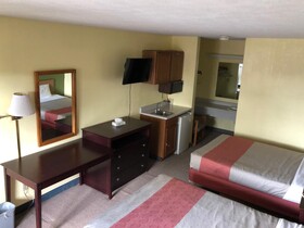 Salt Creek Inn