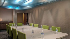 Holiday Inn Express Fort Wayne-East (New Haven)