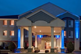 Holiday Inn Express Fort Wayne-East (New Haven)
