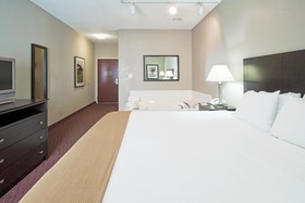 Holiday Inn Express Fort Wayne-East (New Haven)