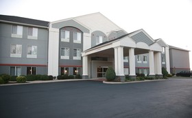 Holiday Inn Express Fort Wayne-East (New Haven)