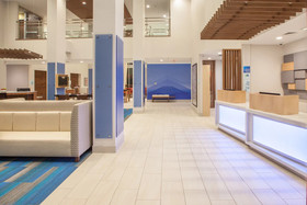 Holiday Inn Express and Suites Indianapolis NE - Noblesville