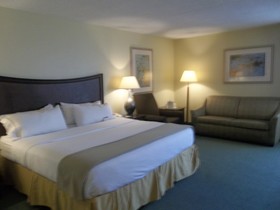 Holiday Inn Express Indianapolis Airport