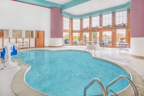 Clarion Pointe Indianapolis Airport