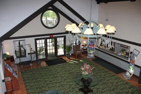 Spring House Inn